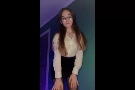 Моя сестра на OnlyFans та інтимне відео моделі ivano4ka